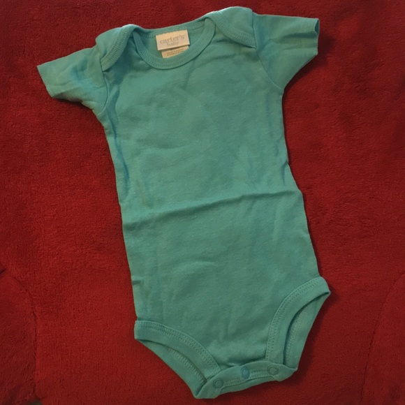 NWOT! Set of 3 Carterβs Newborn πΆπΌ onesies 0-3mo - Picture 5 of 7